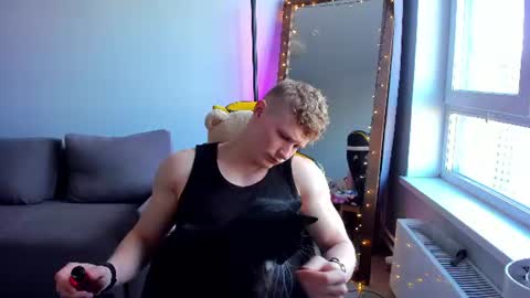 Snapshot of kurt_hanssen chatting on July 9, 3:38 pm kurt_hanssen online show from July 9, 3:38 pm
