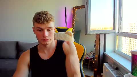 Snapshot of kurt_hanssen chatting on July 17, 5:07 pm kurt_hanssen online show from July 17, 5:07 pm