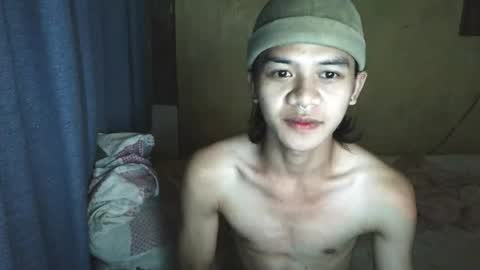 Snapshot of kurtxxx07 chatting on July 22, 9:50 pm kurtxxx07 online show from July 22, 9:50 pm