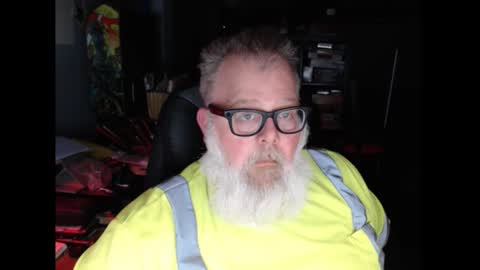 Snapshot of kustom77 chatting on February 17, 9:32 pm Vlad Voivode of Wallachia online show from February 17, 9:32 pm