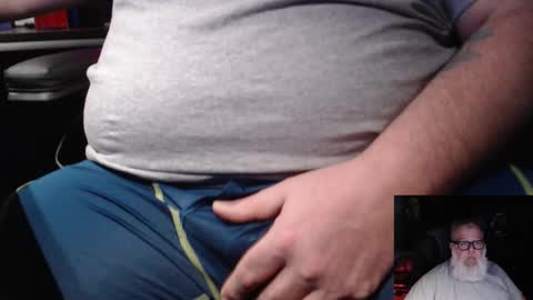 Snapshot of kustom77 chatting on February 19, 12:28 am Vlad Voivode of Wallachia online show from February 19, 12:28 am