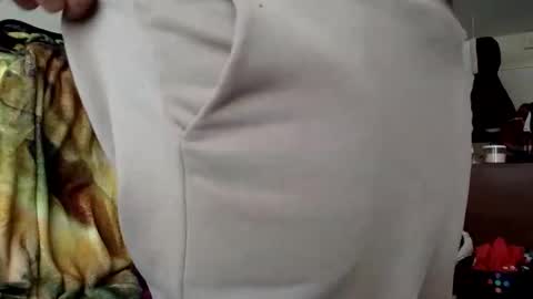 kuzcospoizon online show from February 9, 5:28 pm