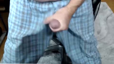 kwib34 online show from December 4, 8:01 am