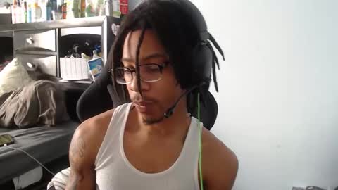 kwonder78 online show from February 1, 2:59 pm