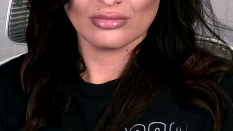 Snapshot of kxaxmichelle chatting on June 17, 8:21 pm Kick online show from June 17, 8:21 pm