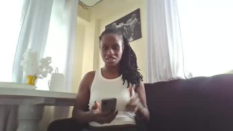 Snapshot of kya_love chatting on May 8, 10:31 am kya online show from May 8, 10:31 am