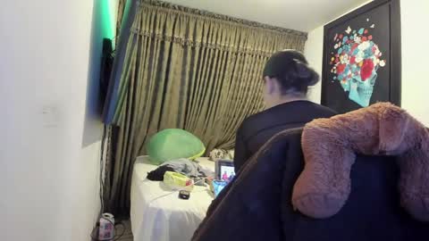 Snapshot of kyhara chatting on May 15, 11:56 pm kyhara online show from May 15, 11:56 pm