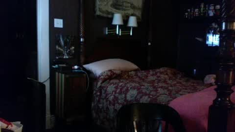 Snapshot of kyhgihntight chatting on September 9, 8:47 am Nick Nude Celt KYHighNTight online show from September 9, 8:47 am