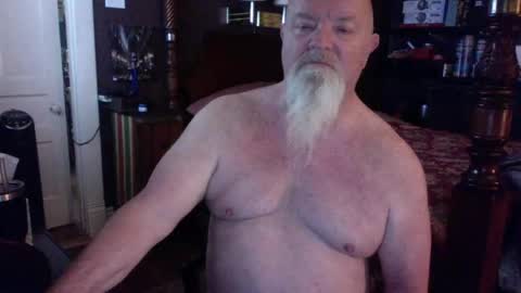 Snapshot of kyhgihntight chatting on November 12, 7:24 pm Nick Nude Celt KYHighNTight online show from November 12, 7:24 pm