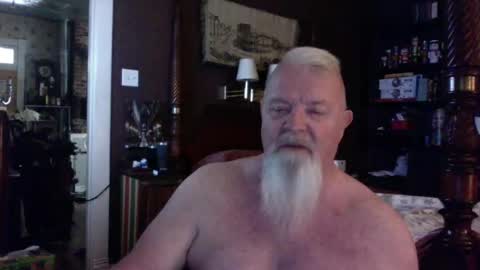 Snapshot of kyhgihntight chatting on February 20, 9:48 pm Nick Nude Celt KYHighNTight online show from February 20, 9:48 pm
