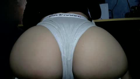 kylafuckme online show from June 19, 5:34 am