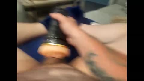 Snapshot of kyle5183 chatting on September 14, 3:38 am kyle5183 online show from September 14, 3:38 am