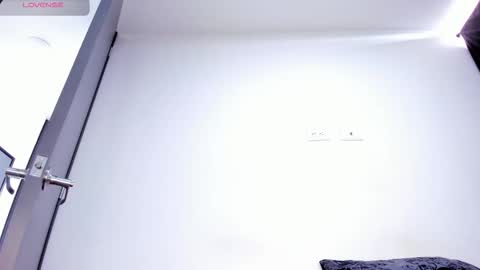 Kyle collinz online show from February 2, 9:46 pm