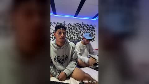 Snapshot of kyle_dust chatting on March 15, 1:39 pm kyle_dust online show from March 15, 1:39 pm