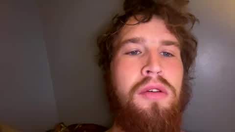 Snapshot of kylelovepussy69 chatting on October 20, 9:21 am kylelovepussy69 online show from October 20, 9:21 am