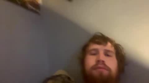 Snapshot of kylelovepussy69 chatting on October 30, 8:27 am kylelovepussy69 online show from October 30, 8:27 am