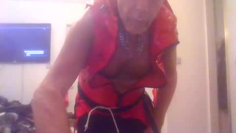 kylestrips4youq online show from January 6, 6:33 pm