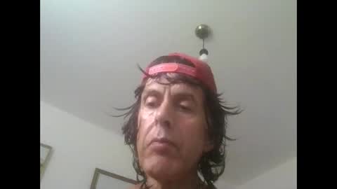 Snapshot of kylestrips4youq chatting on May 2, 12:21 pm kylestrips4youq online show from May 2, 12:21 pm