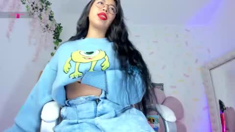 Snapshot of kylie_evans_18 chatting on March 3, 3:30 am Kylie online show from March 3, 3:30 am