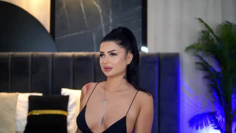 Kylie online show from March 11, 8:59 pm