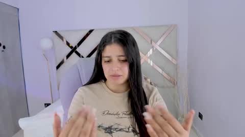 Kylie Reyes  online show from November 28, 7:27 pm