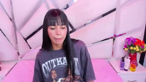 Snapshot of kylie_sexx chatting on April 25, 11:57 pm kylie online show from April 25, 11:57 pm
