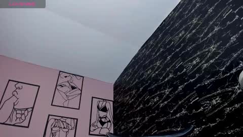 kylie_winx online show from January 6, 12:03 am