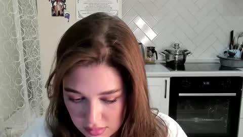 Snapshot of kylieblond chatting on September 9, 9:14 pm Din online show from September 9, 9:14 pm