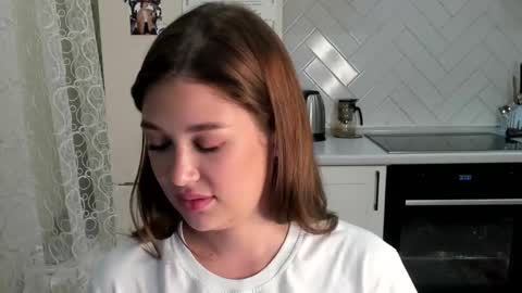 Snapshot of kylieblond chatting on October 8, 9:01 pm Din online show from October 8, 9:01 pm