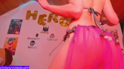 Snapshot of kyliekandy chatting on June 6, 11:53 pm online show from June 6, 11:53 pm