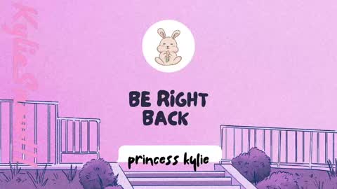 Snapshot of kyliesnowxxx chatting on May 21, 2:02 pm Kylie Snow online show from May 21, 2:02 pm