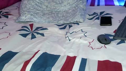 kym629357 online show from December 18, 6:36 pm