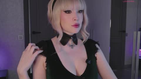 Kate online show from April 4, 12:13 pm