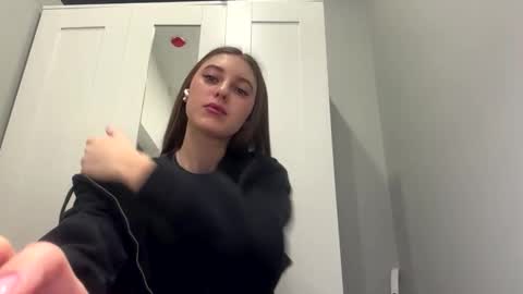 Selena online show from March 5, 2:07 am