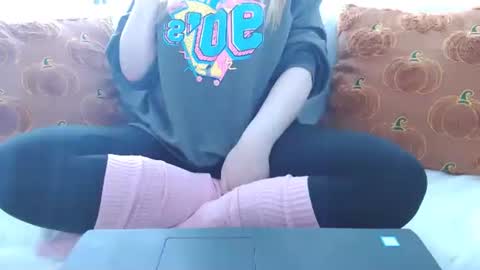 Snapshot of kymchi chatting on October 26, 9:31 pm Check Out My NSFW OnlyFans Link On Bio online show from October 26, 9:31 pm