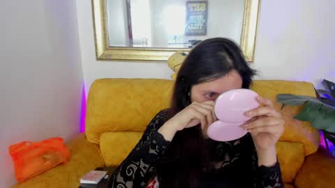 Snapshot of kyomi_chang chatting on May 19, 1:39 pm Kyomi online show from May 19, 1:39 pm
