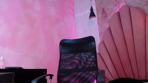 kyomi_hunt online show from June 18, 4:46 am