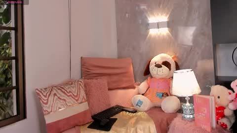 Kyomi Velvet online show from May 29, 7:12 pm