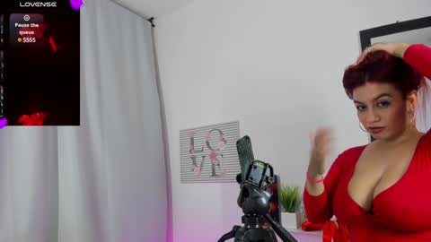 Snapshot of kyoto_sr chatting on December 10, 11:51 pm Alejandra online show from December 10, 11:51 pm