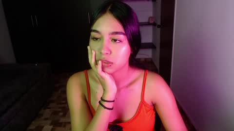 Kyra  online show from April 7, 5:08 am