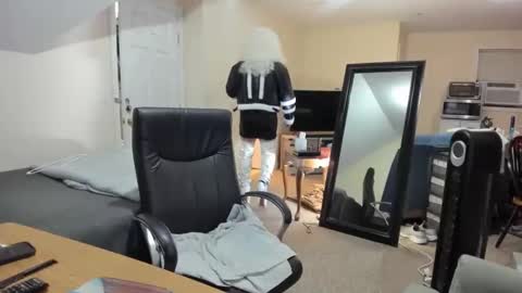 Kyran pronounced Kieran online show from October 25, 10:48 pm