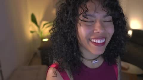 schedule 300 pm - 1100pm colombia time online show from April 5, 11:13 pm