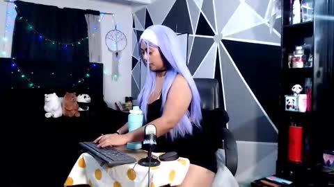 Snapshot of l0lavelvet chatting on May 27, 1:13 am l0lavelvet online show from May 27, 1:13 am