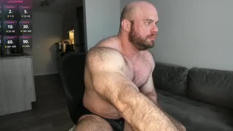 l0v35_2_5p00g3 online show from April 4, 7:55 pm