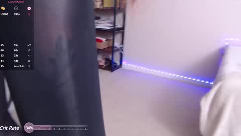 Snapshot of l1ly_paw chatting on February 15, 9:04 pm Lily Paw  online show from February 15, 9:04 pm