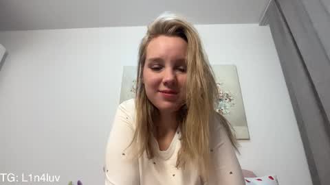 lina online show from February 1, 12:20 am