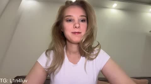 Snapshot of l1n4luv chatting on May 6, 5:29 pm lina online show from May 6, 5:29 pm