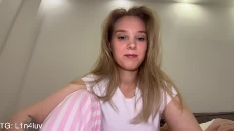 Snapshot of l1n4luv chatting on May 9, 5:29 pm lina online show from May 9, 5:29 pm
