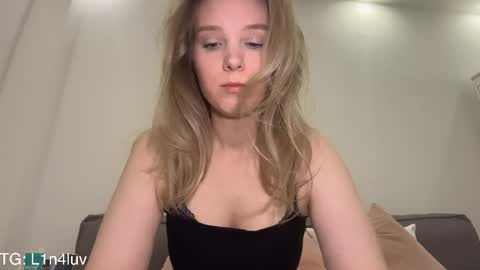 Snapshot of l1n4luv chatting on May 13, 5:21 pm lina online show from May 13, 5:21 pm