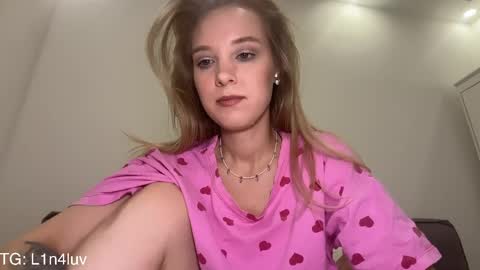 Snapshot of l1n4luv chatting on May 31, 6:20 pm lina online show from May 31, 6:20 pm